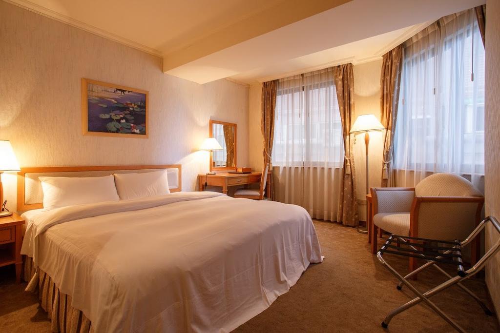 The Koos Hotel Сіньдянь Екстер'єр фото